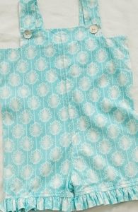 Red Beans shortall / jumper size 3